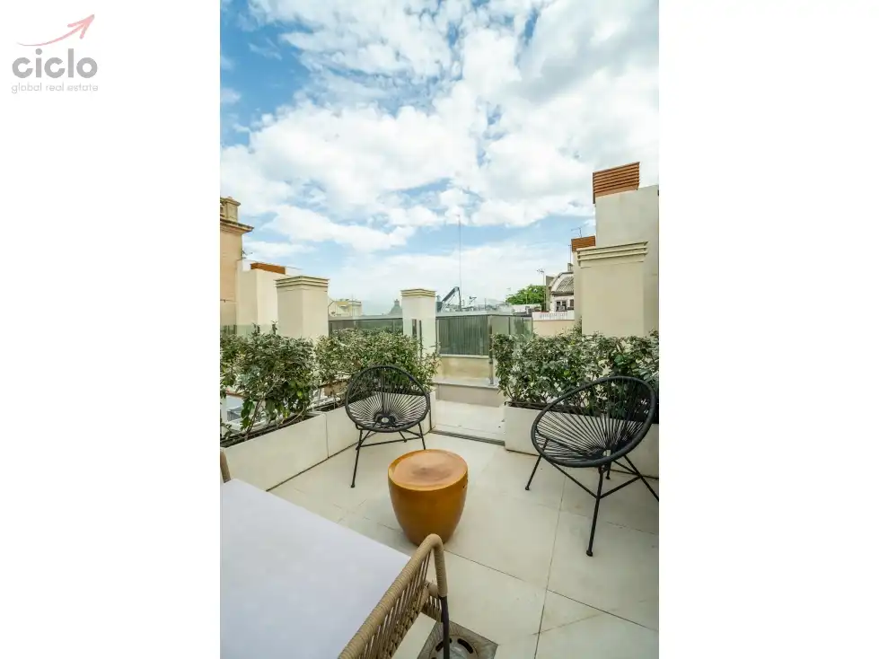 Terrace of Flat for sale in Sevilla  with Terrace, Swimming Pool and Furnished