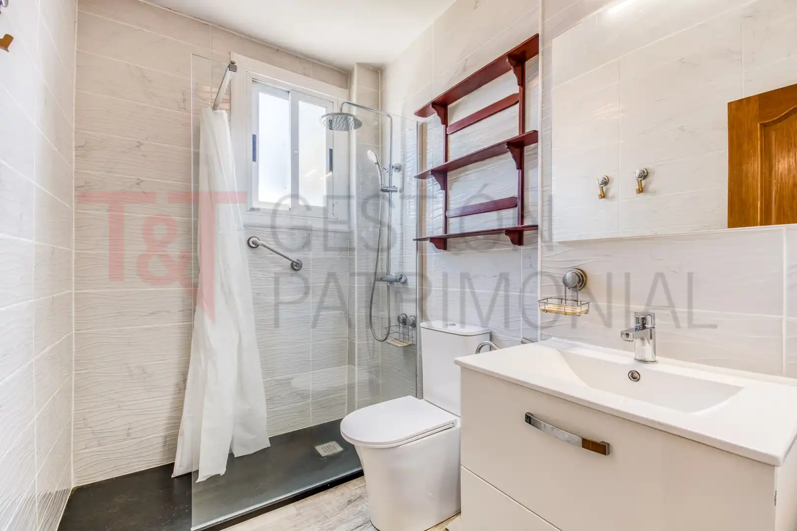 Baño de Casa o chalet en venta en Pineda de Mar con Aire acondicionado, Calefacción y Jardín privado