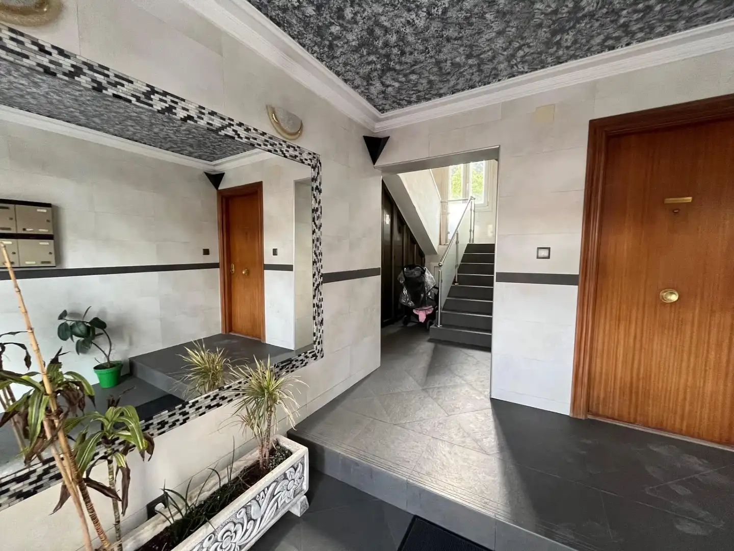 Planta baixa en venda en Colindres amb Calefacció i Jardí privat