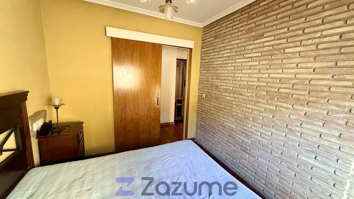 Flat with terrace to rent in C. Vara de Rey, imagen 8