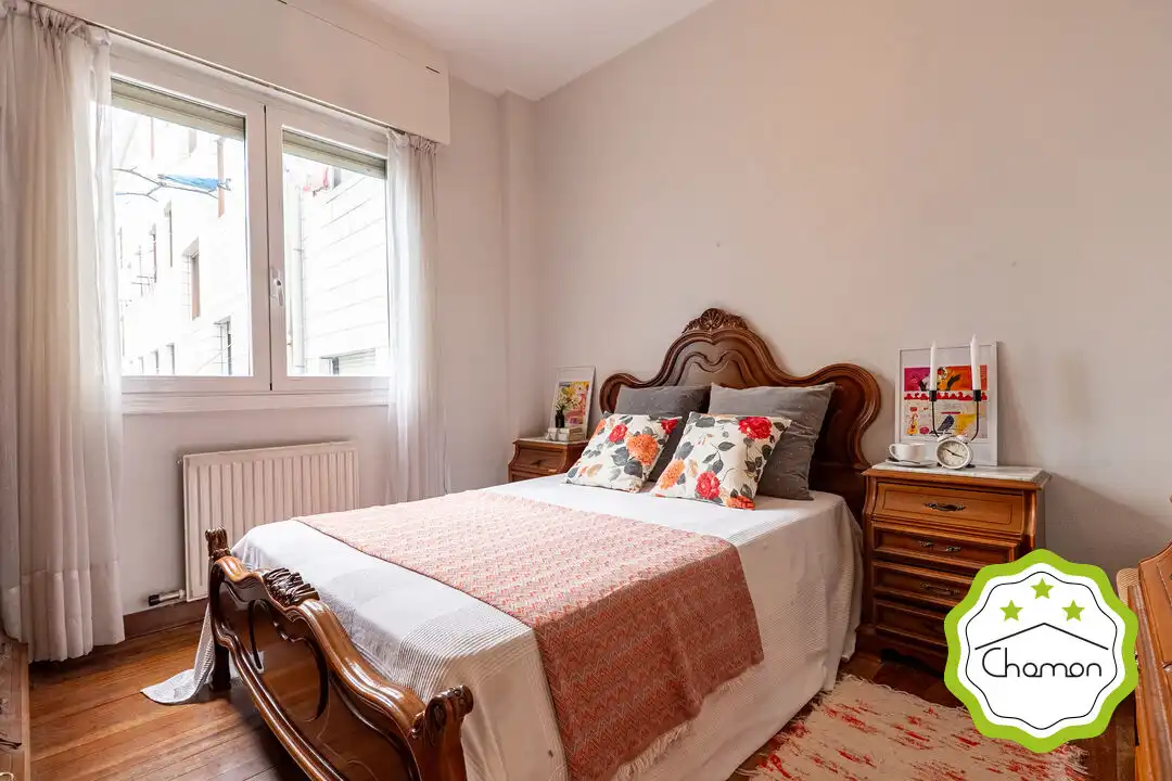 Habitación de Piso en venta en Bilbao  con Calefacción y Balcón