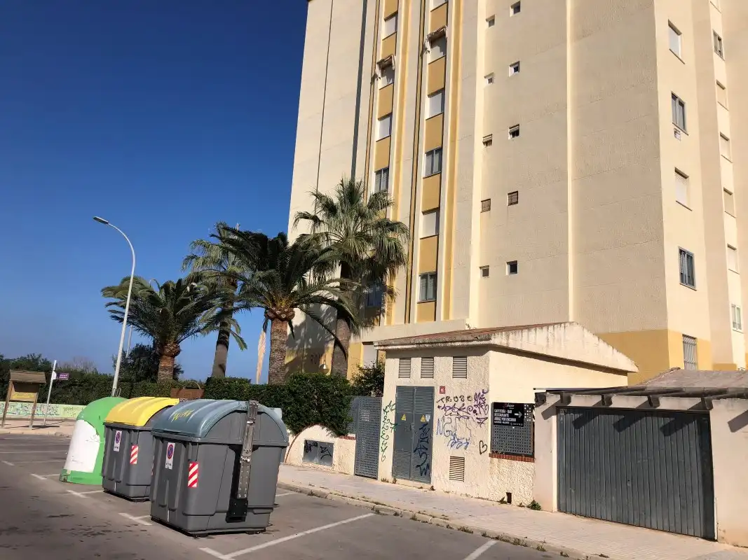 Gewerbefläche zur Miete in Playa de Gandia