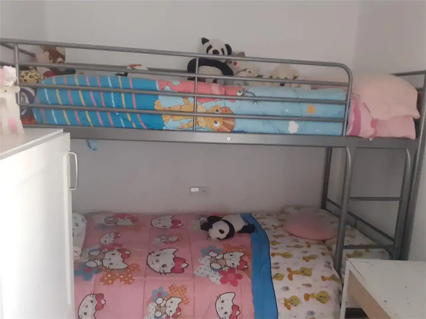 Habitación de Planta baja en venta en Ubrique con Aire acondicionado, Trastero y Amueblado