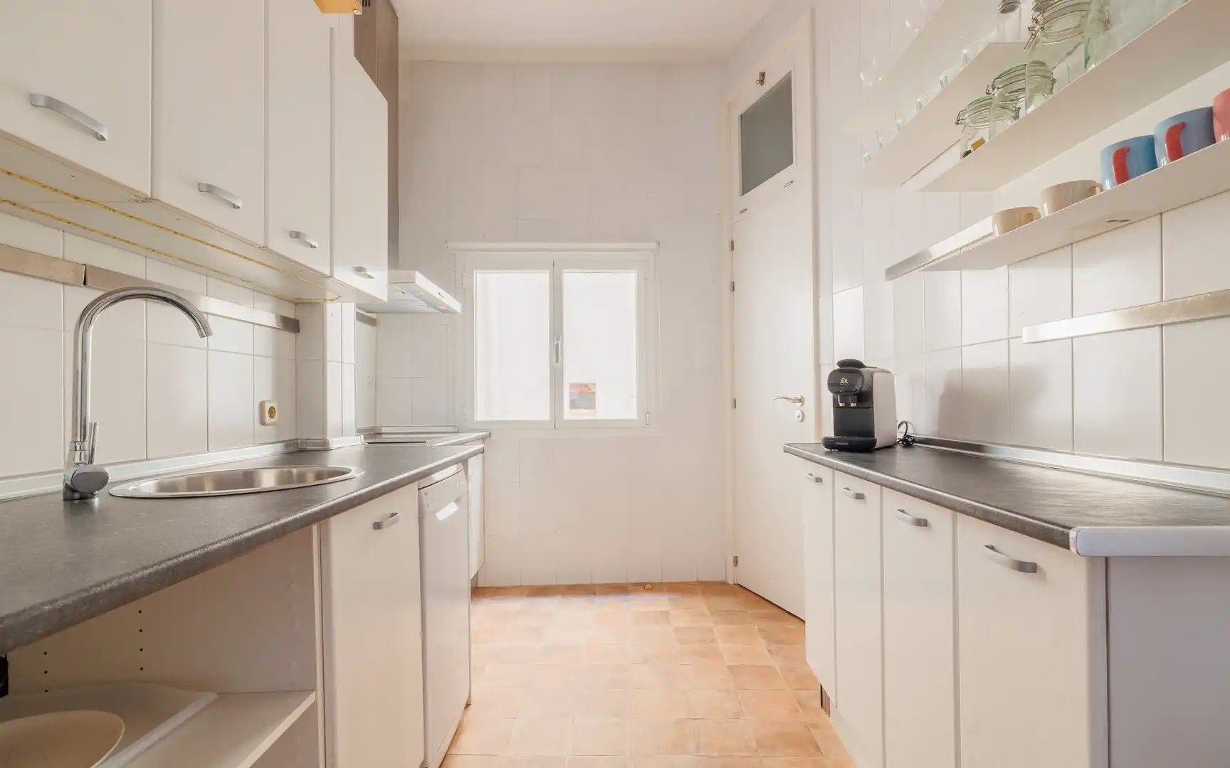 Cocina de Piso de alquiler en Madrid con Aire acondicionado, Calefacción y Amueblado