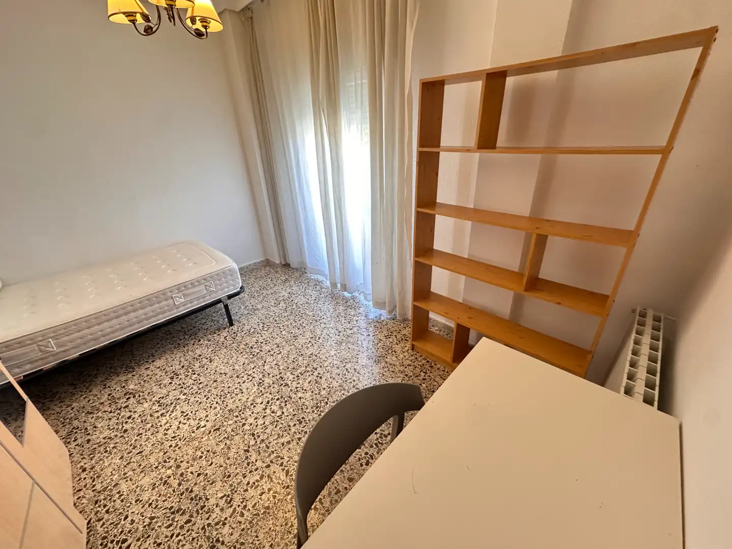 Flat for rent in Avenida de los Alfares, Fuensanta - Universidad
