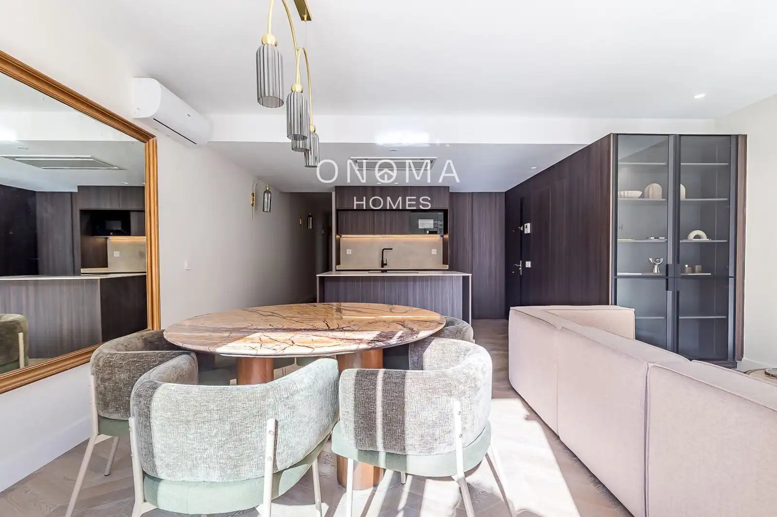 Sala de estar de Piso en venta en Madrid con Aire acondicionado, Calefacción y Parquet