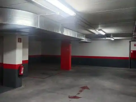 Parking de Garaje en venta en  Pamplona / Iruña