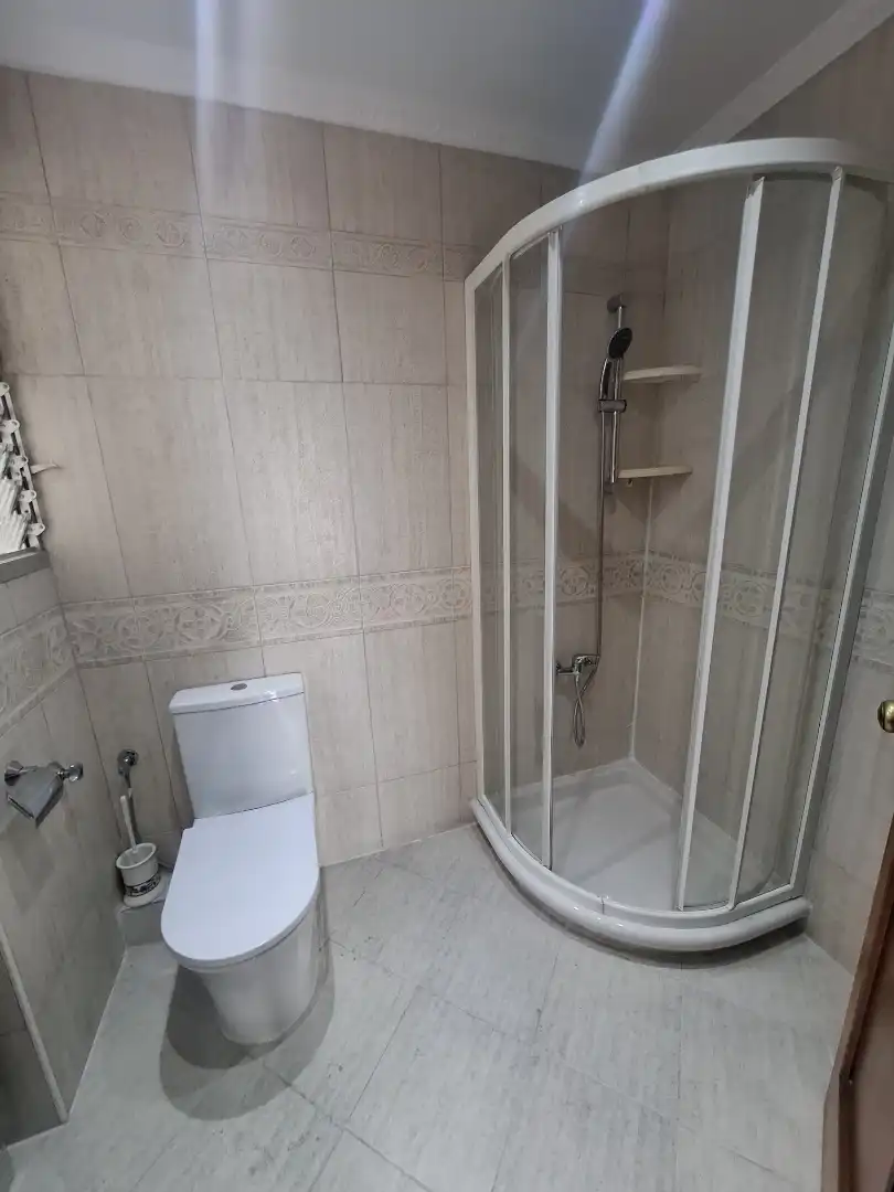 Badezimmer von Wohnung zum Verkauf in Valencia mit Klimaanlage, Heizung und Abstellraum