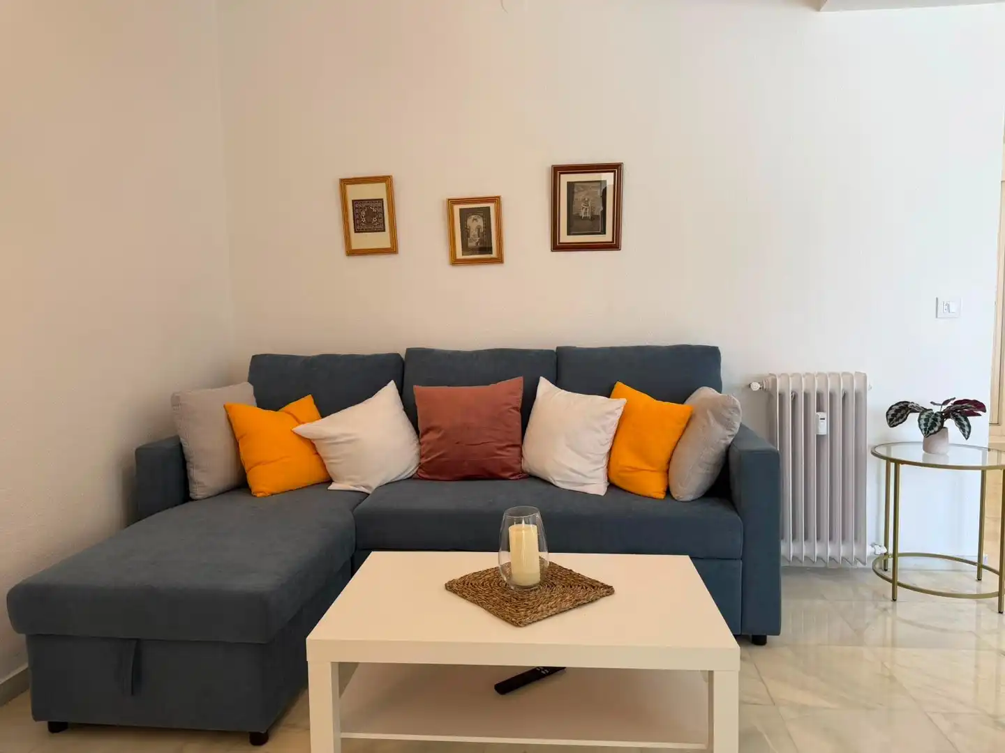 Wohnzimmer von Wohnung zur Miete in Granada mit Heizung, Abstellraum und Möbliert