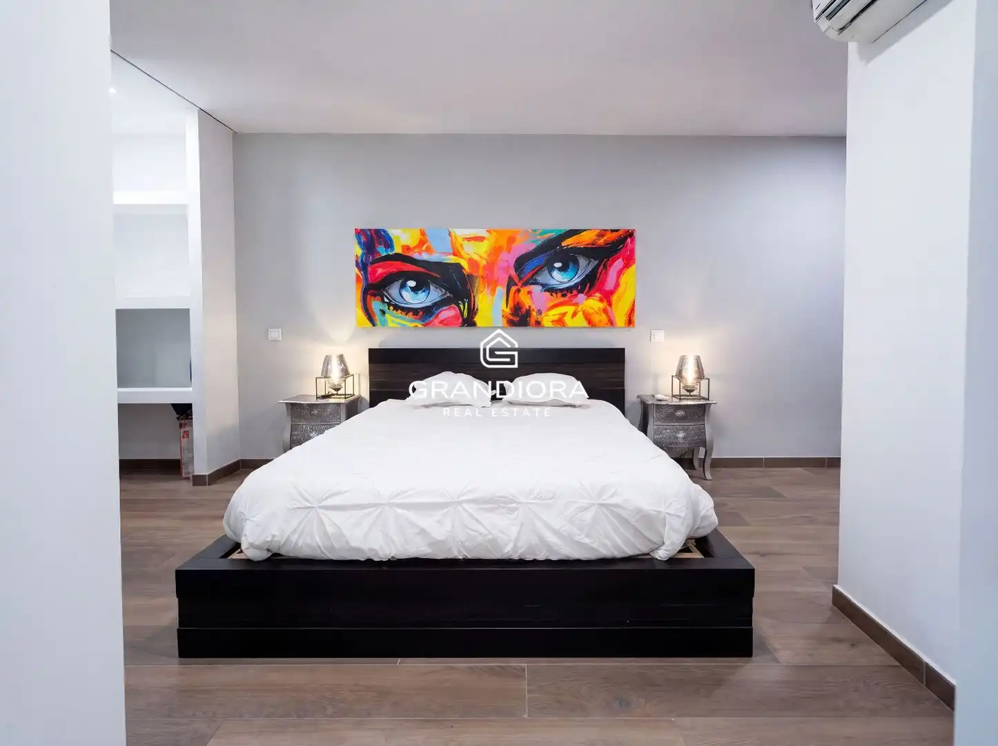Bedroom of Flat for sale in Barcelona  with Air Conditioner, Swimming Pool and Furnished