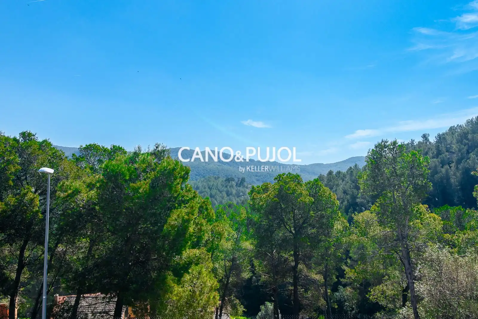 Casa o chalet en venta en Corbera de Llobregat con Calefacción, Terraza y Trastero