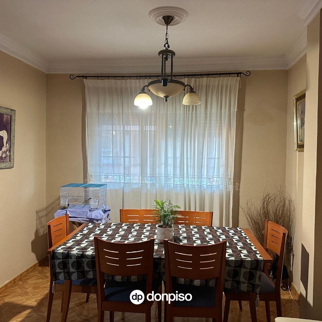 Dining room of Single-family semi-detached for sale in Cáceres Capital