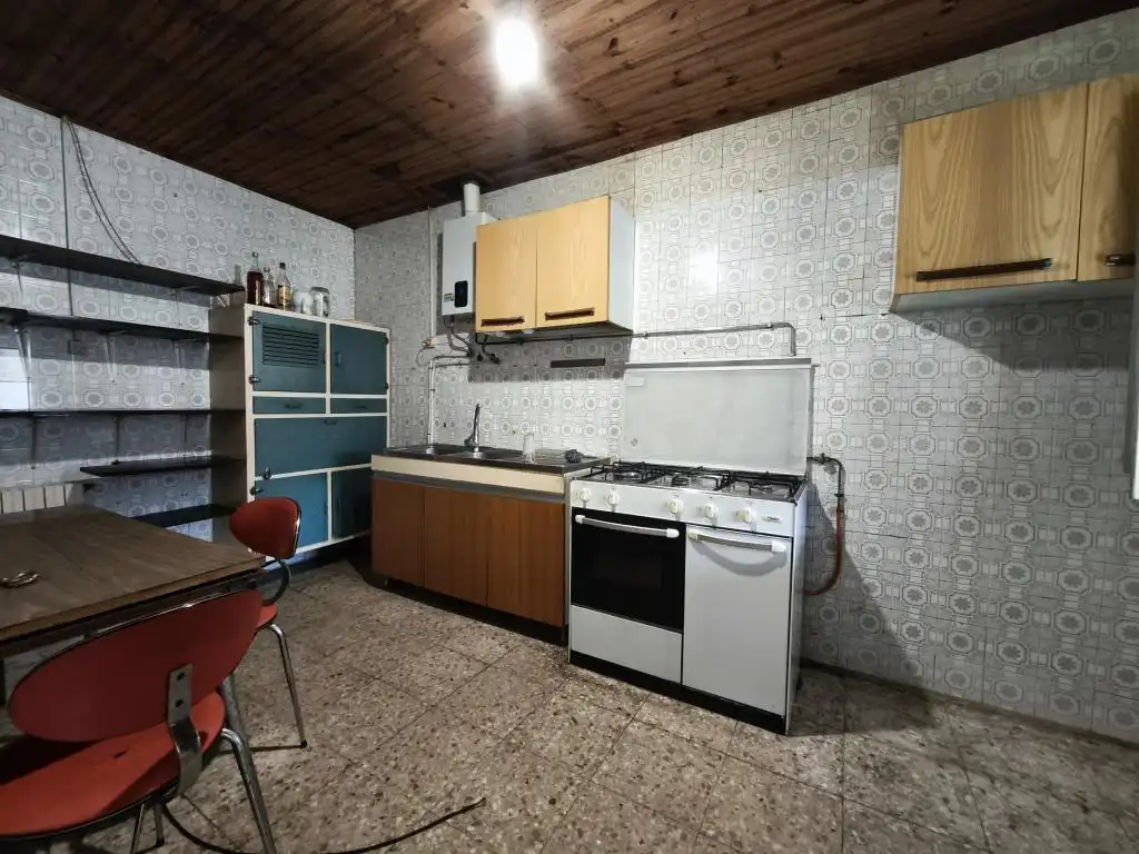 Küche von Einfamilien-Reihenhaus zum Verkauf in Vilardevós mit Heizung, Privatgarten und Terrasse