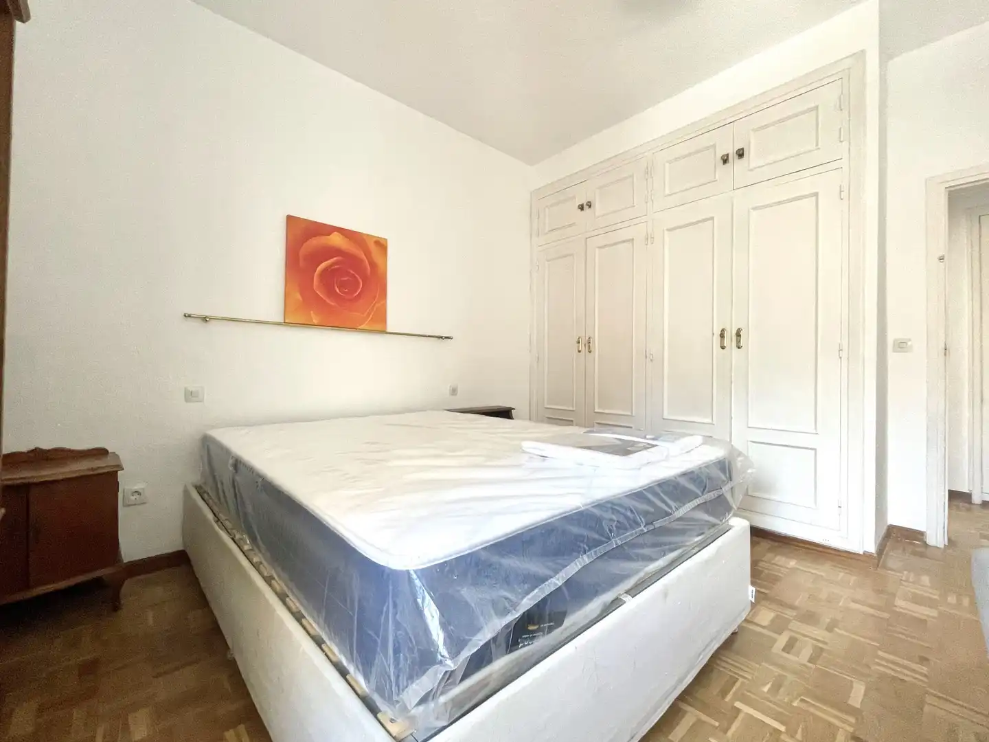 Bedroom of Flat for rent in Madrid  with Heating, Parquet flooring and Terrace