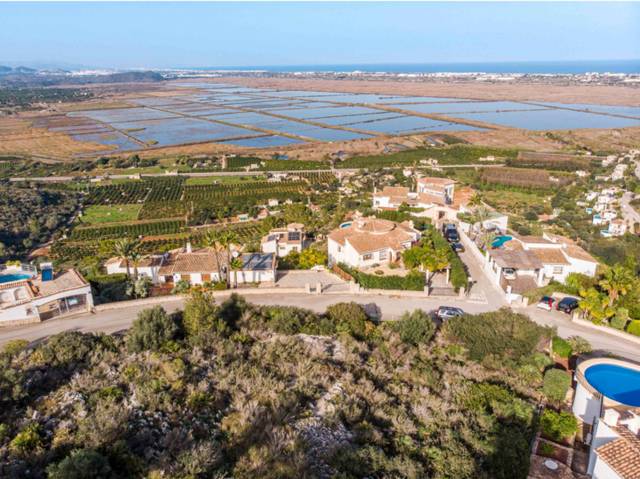 Terreno residencial en Venta en Pego