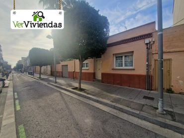Wohnbaugrundstück zum Verkauf in Vilamarina