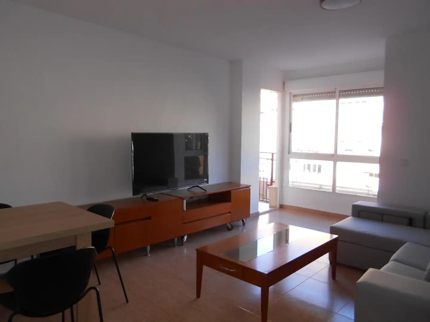 Piso con terraza en venta en Sur, imagen 3