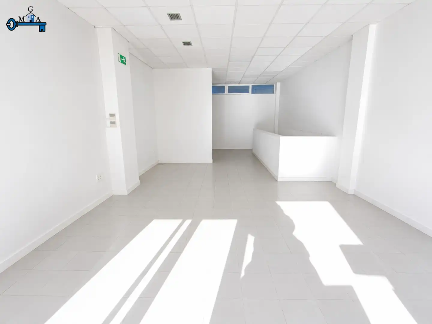 Local comercial de lloguer a Centro
