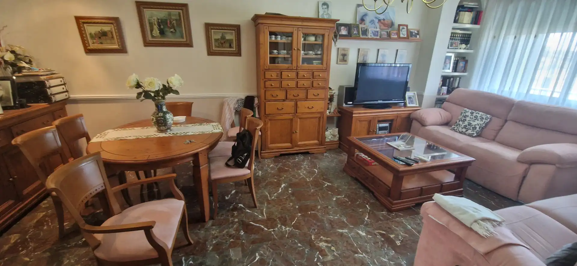 Living room of Detached homes for sale in Zaragoza  with Air Conditioner, Heating and Private garden