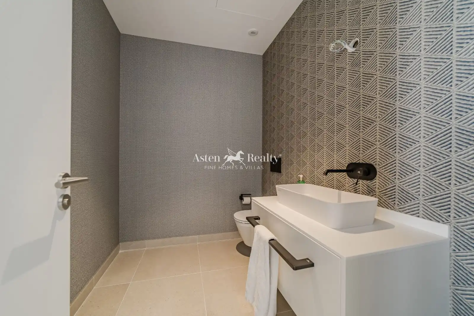 Baño de Casa o chalet en venta en Adeje con Aire acondicionado, Calefacción y Jardín privado