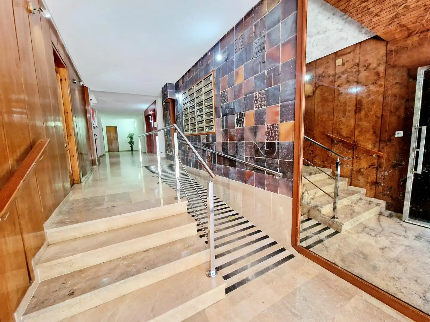 Piso en venta en Águilas con Jardín privado, Terraza y Amueblado