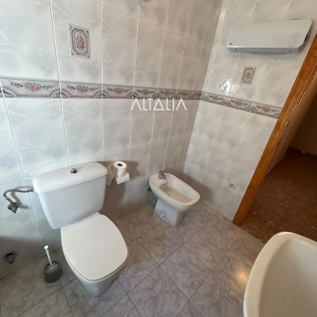 Bathroom of Houses for sale in Masegosa, Cuenca