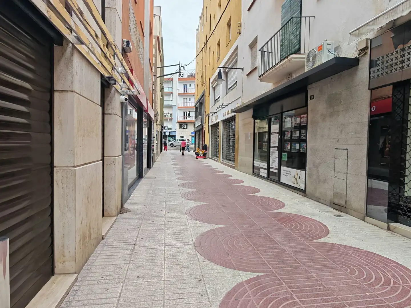 Local comercial en alquiler en Centre