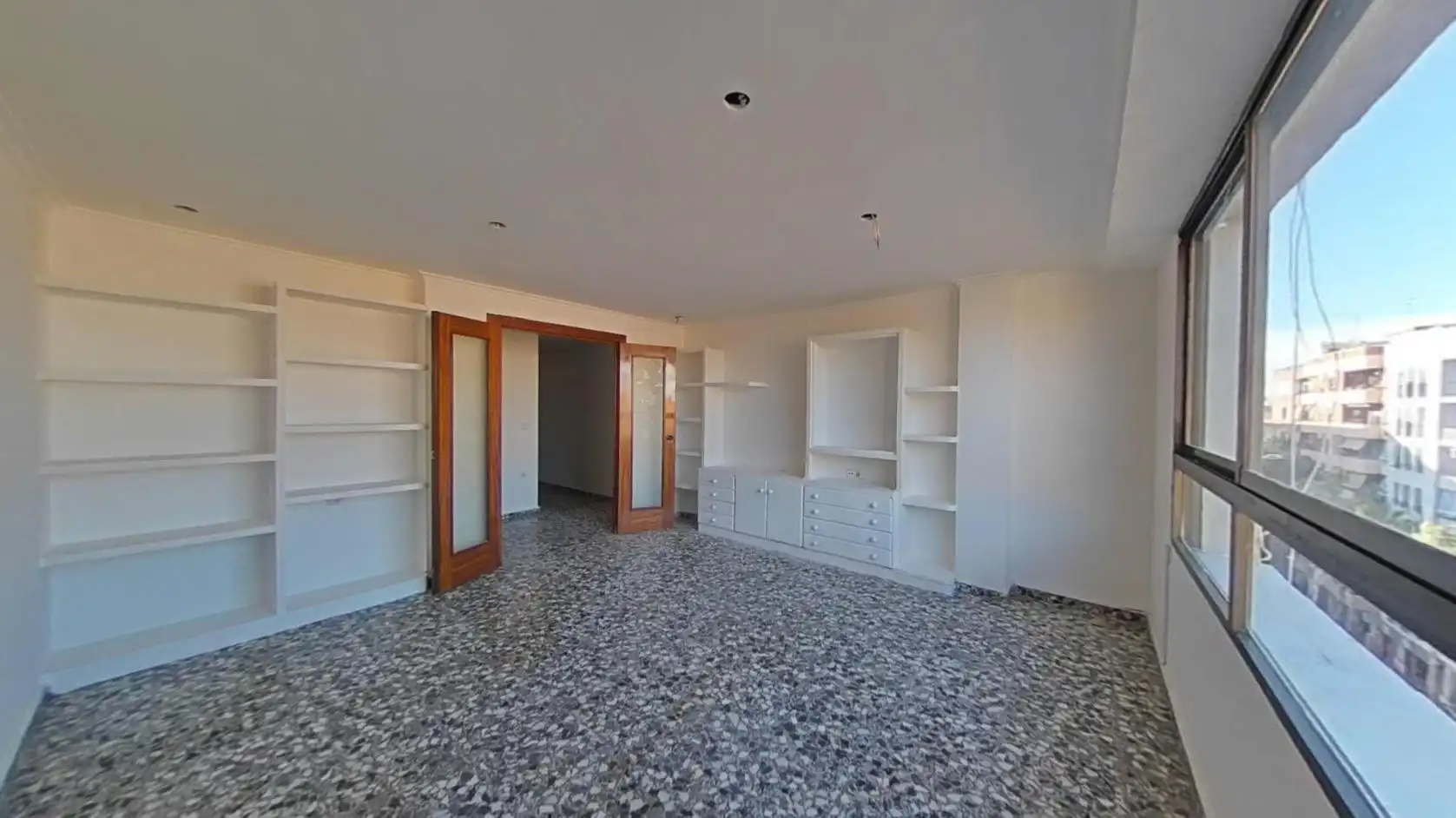 Flat for sale in Torrent