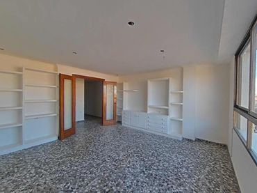 Appartement avec ascenseur à vendre à C/ San Valeriano
