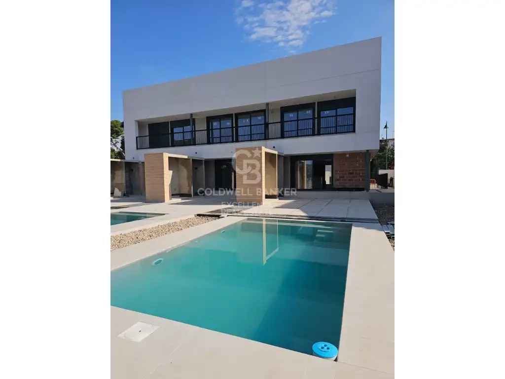Piscina de Casa adosada en venda en Benissanó amb Piscina