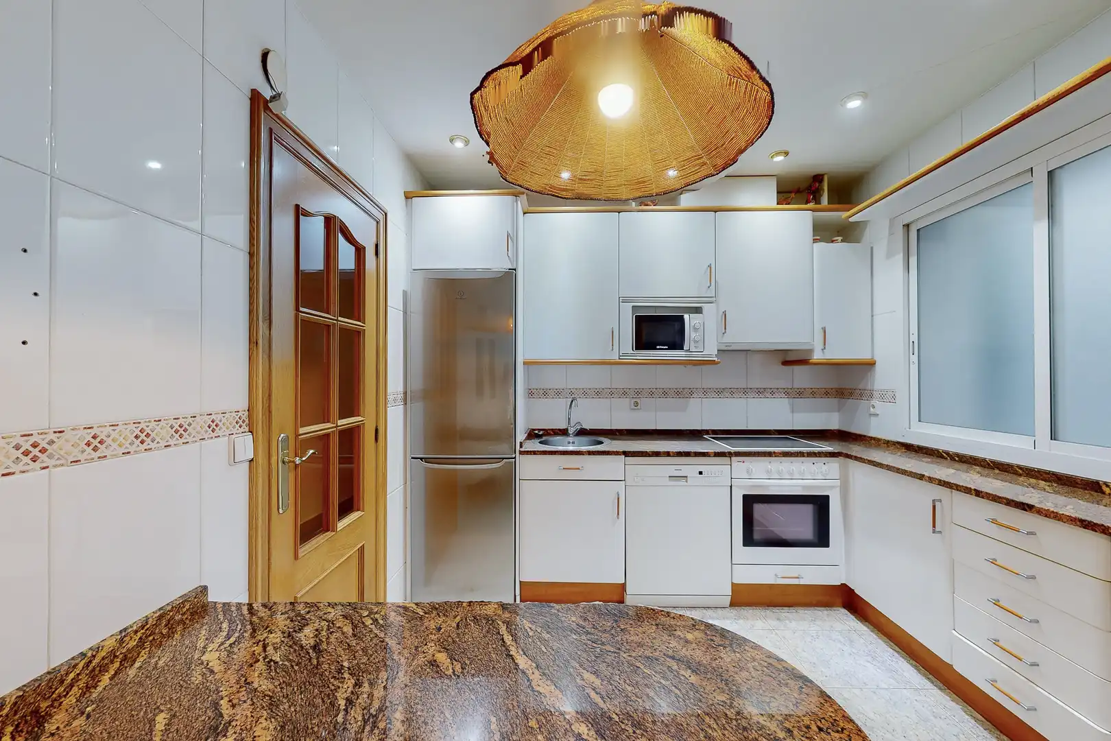 Cocina de Piso en venta en  Pamplona / Iruña con Calefacción y Balcón