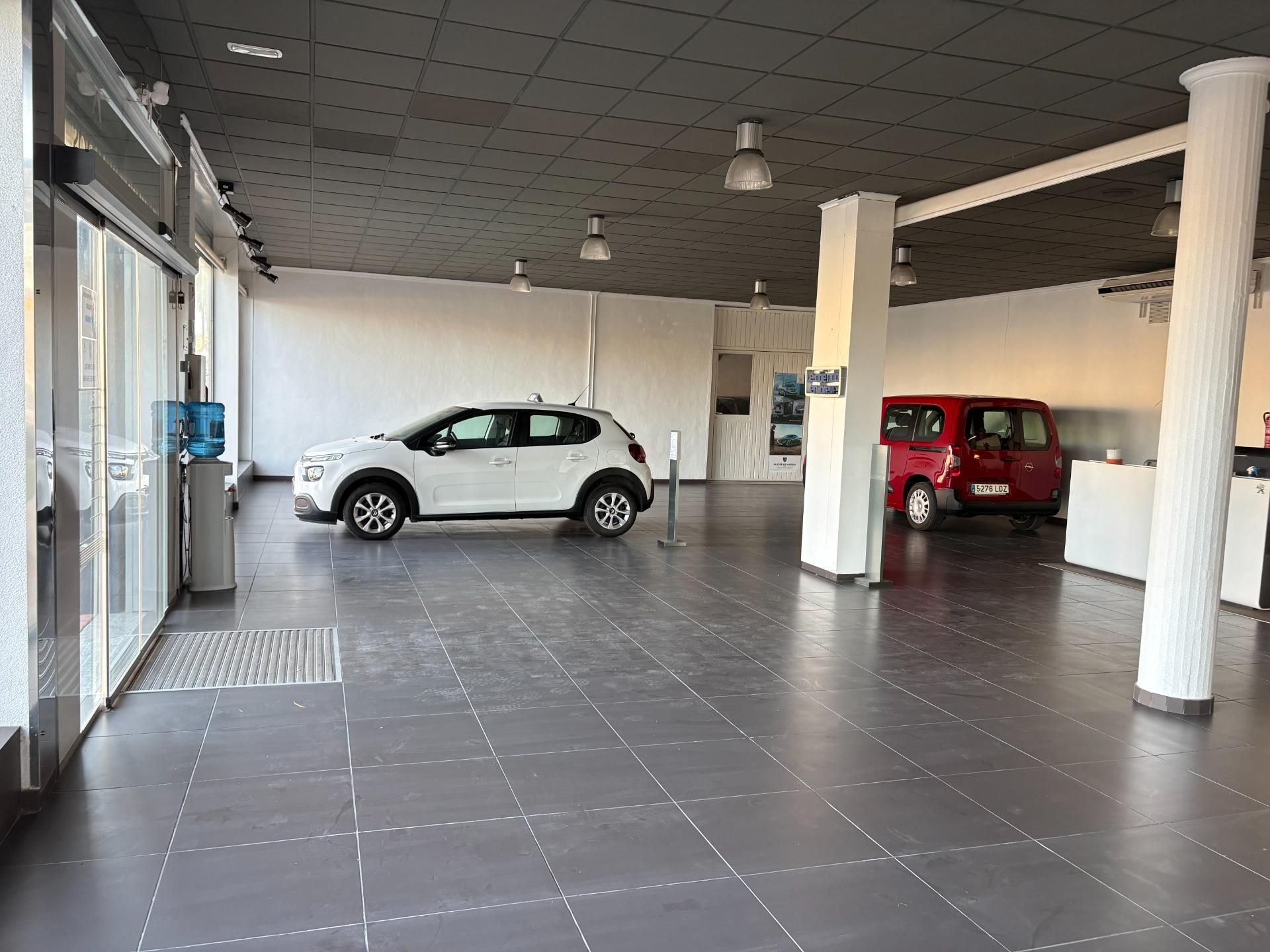 Parkplatz von Geschaftsraum miete in Las Torres de Cotillas mit Klimaanlage