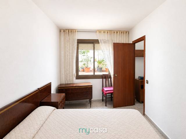 Piso en Venta en Carrer Cuba en Sant Crist
