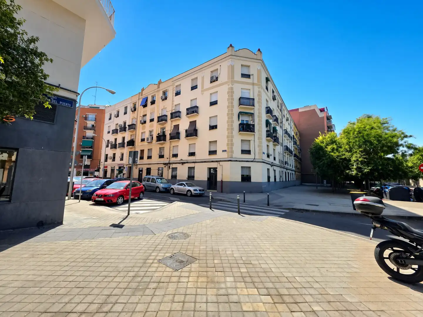 Exterior view of Flat for sale in Madrid  with Air Conditioner, Heating and Washing machine