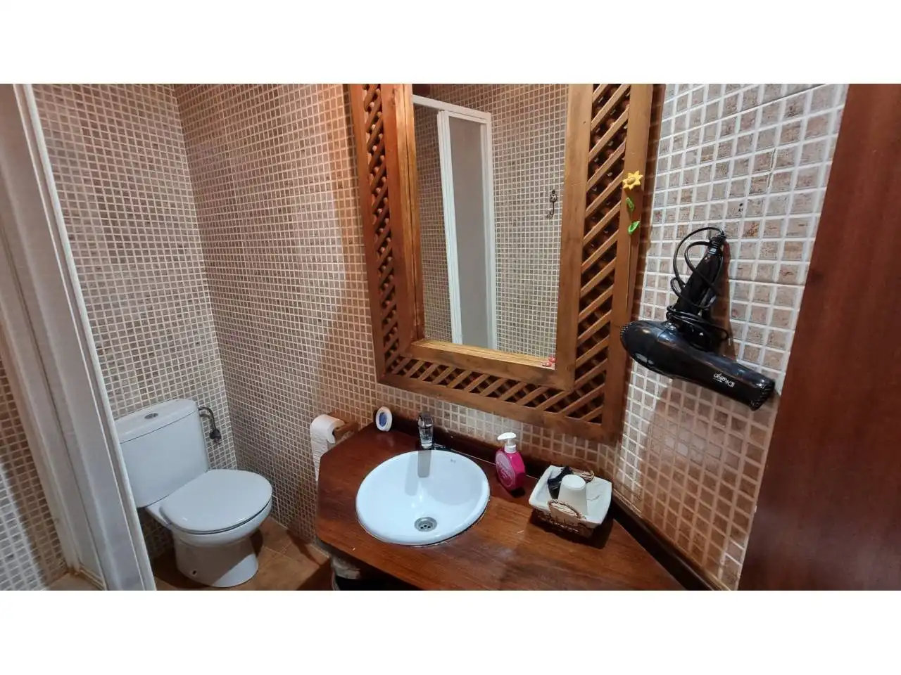 Bany de Finca rústica en venda en Alpens, Barcelona