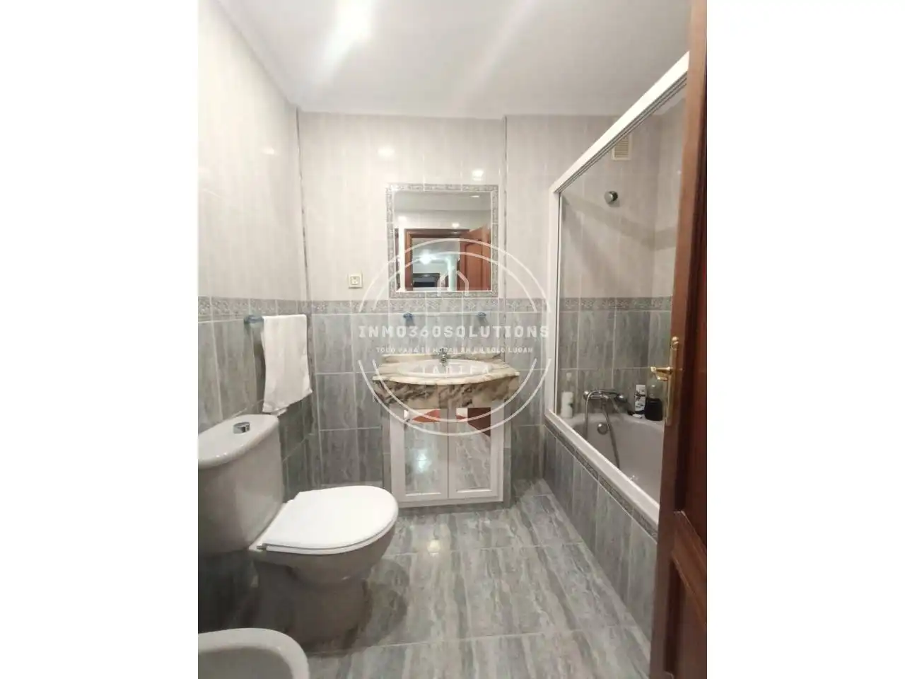 Baño de Piso de alquiler en Tarifa con Terraza y Amueblado