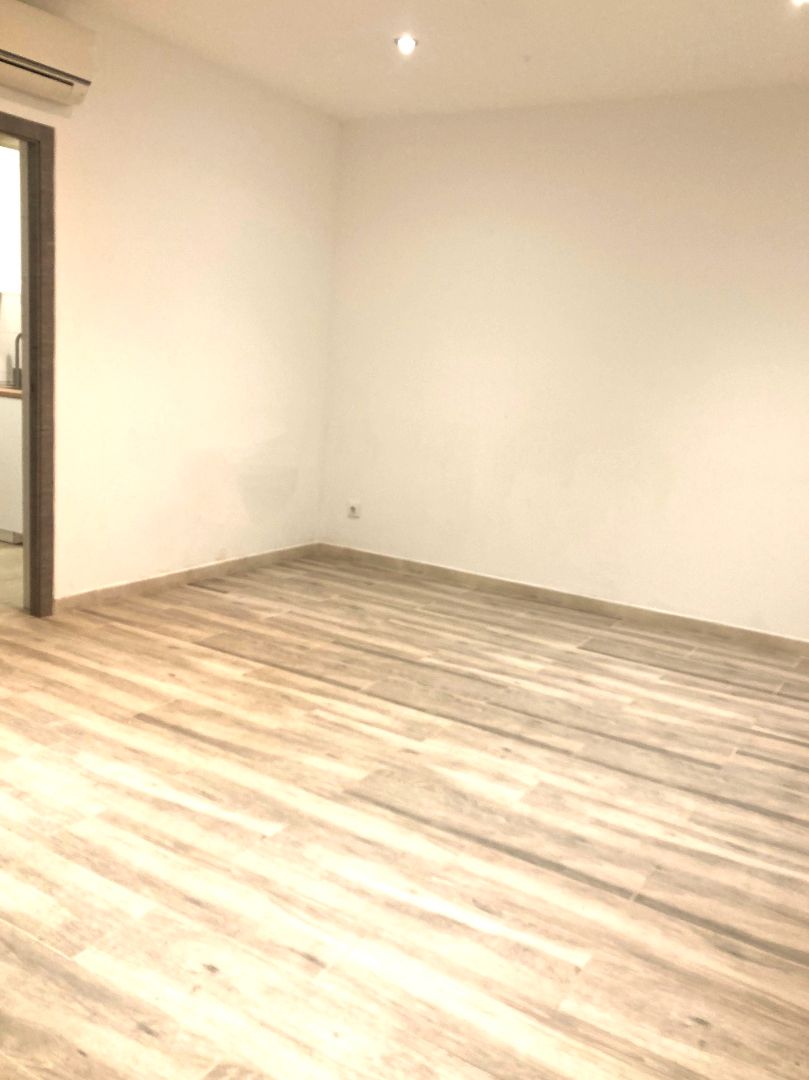 Estudi en venda en L'Hospitalet de Llobregat amb Aire condicionat i Forn