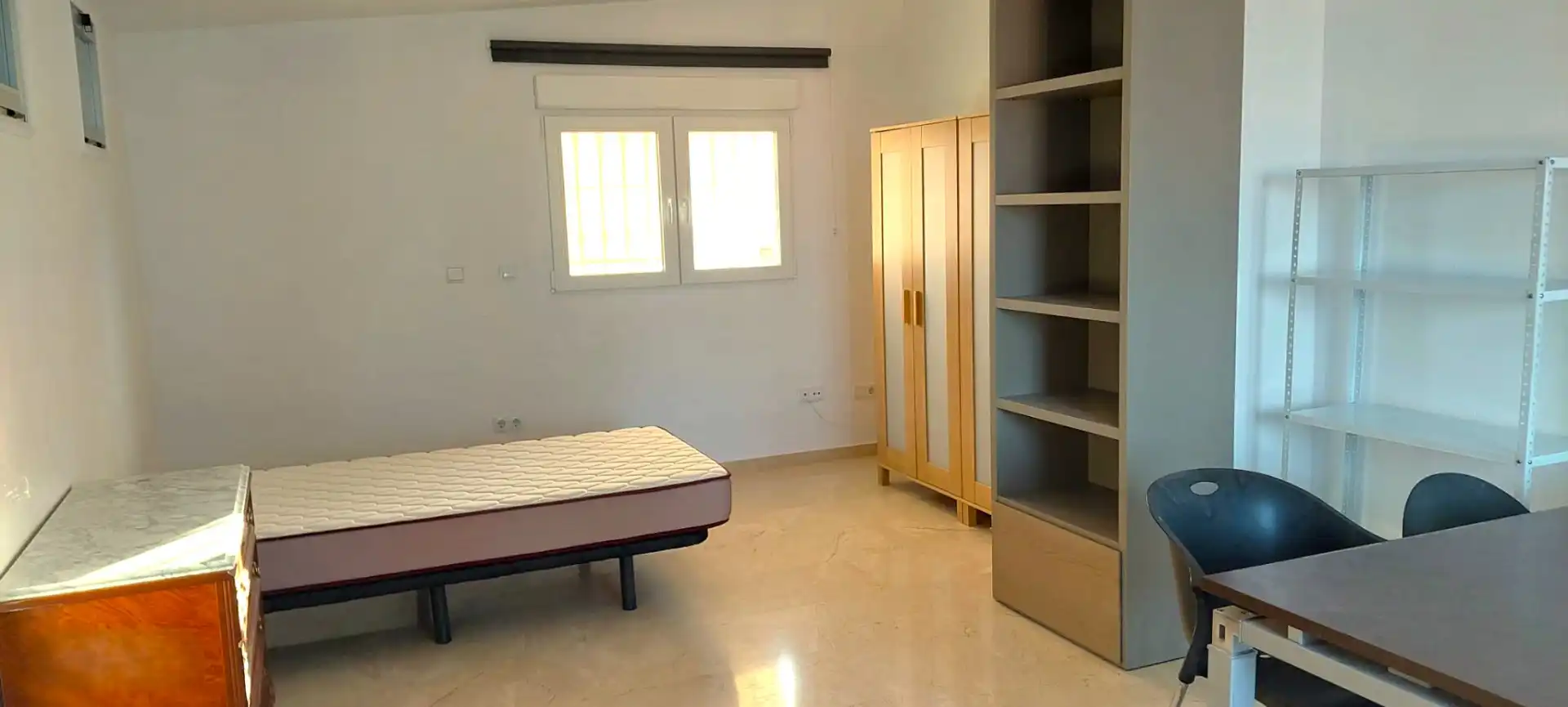 Habitación de Dúplex de alquiler en Murcia con Aire acondicionado, Jardín privado y Terraza