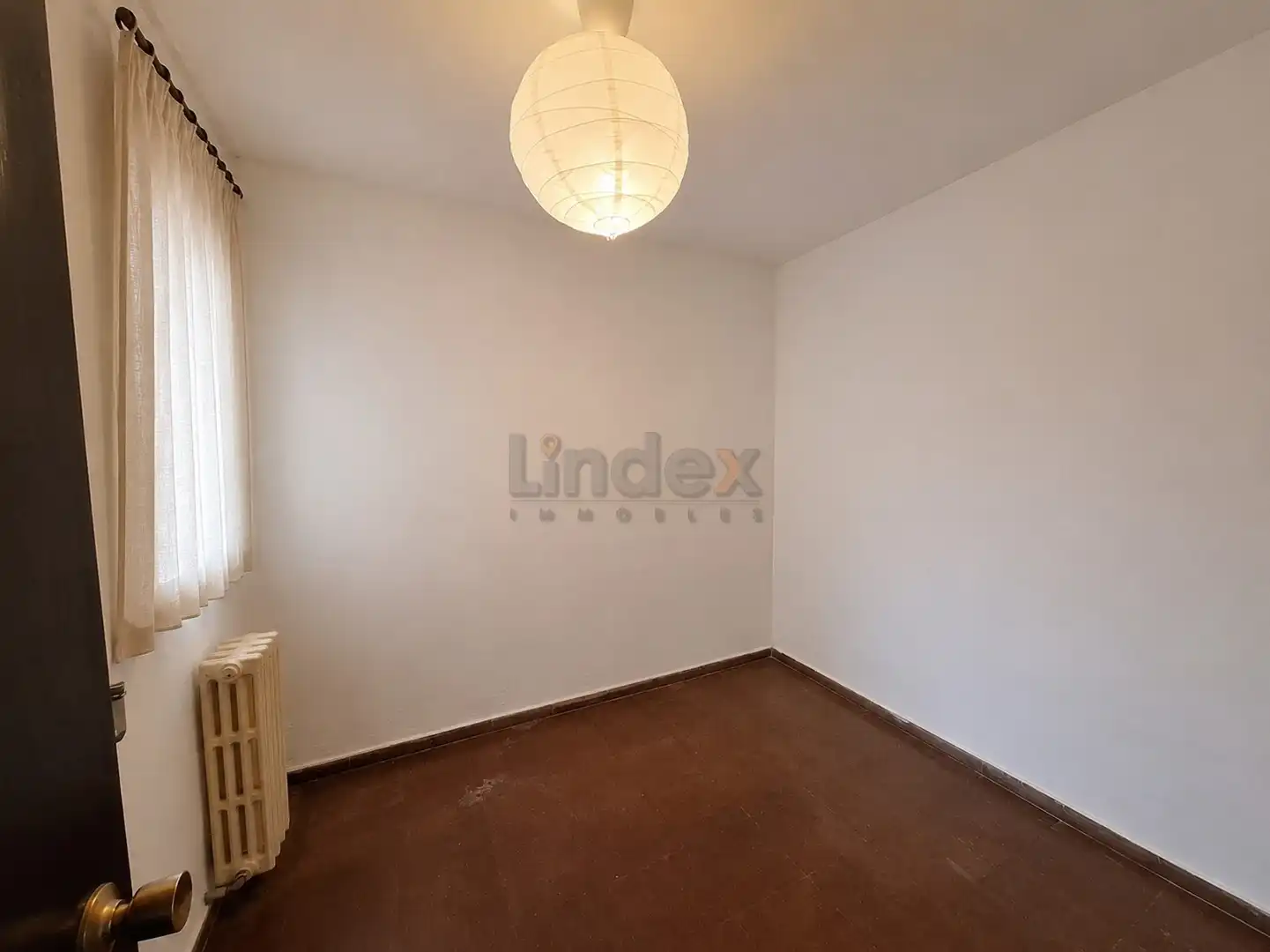 Habitación de Piso en venta en Mataró con Calefacción, Horno y Balcón