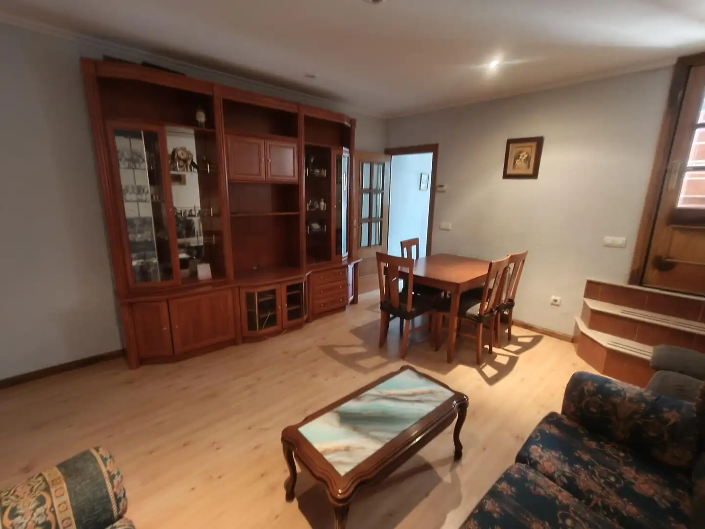 Sala d'estar de Casa o xalet en venda en Zamora Capital  amb Calefacció, Moblat i Alarma