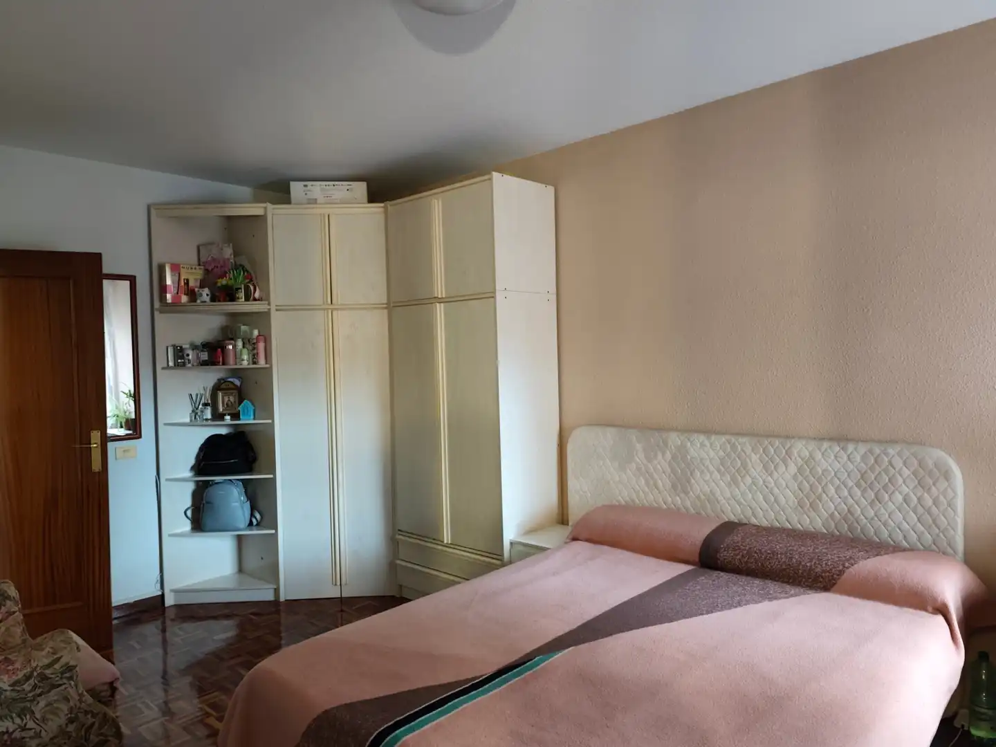 Habitación de Piso en venta en  Pamplona / Iruña con Terraza