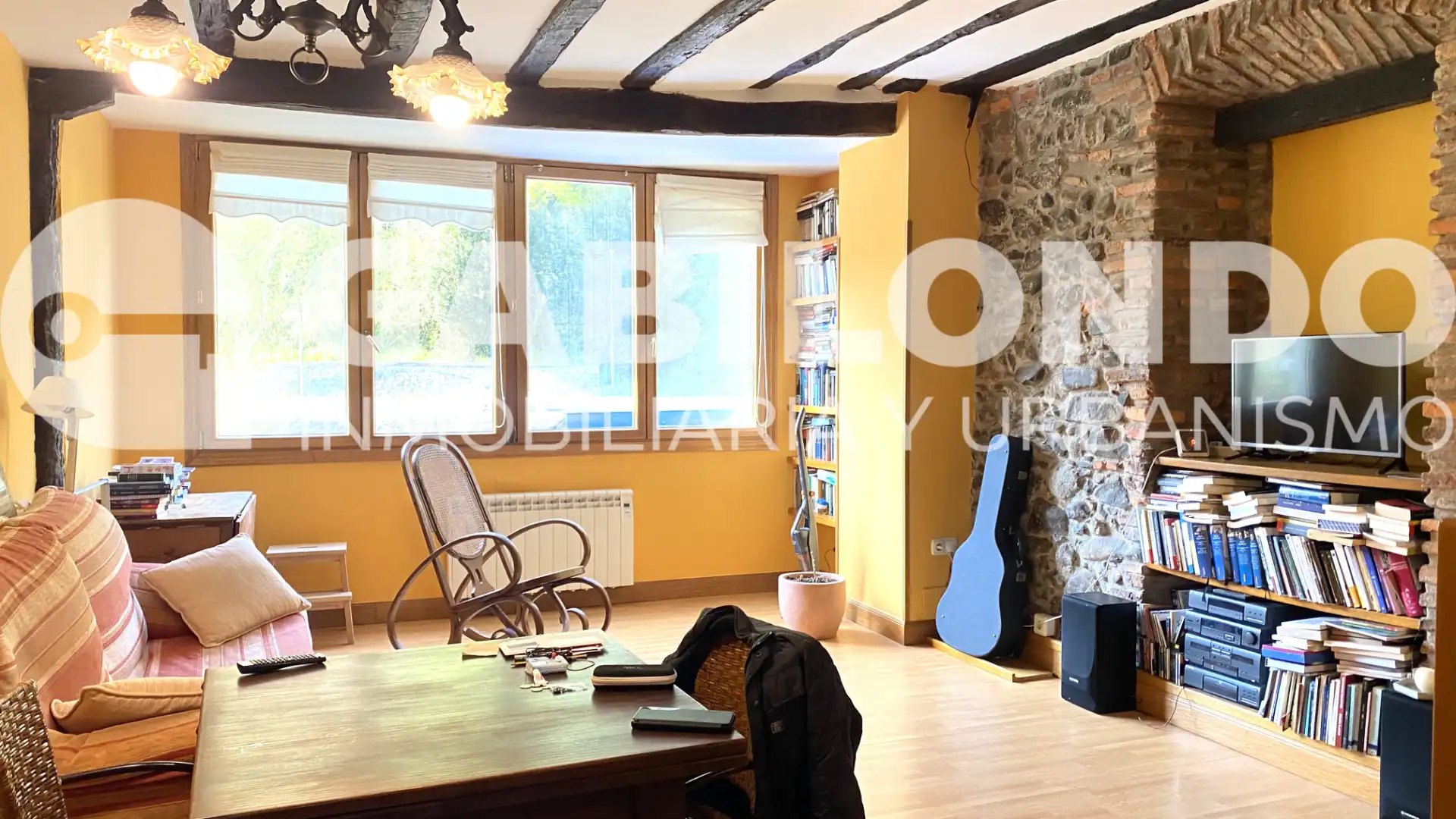 Sala de estar de Piso en venta en Elgoibar con Calefacción, Parquet y Amueblado