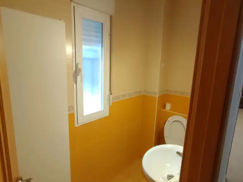 Bany de Pis en venda en  Jaén Capital