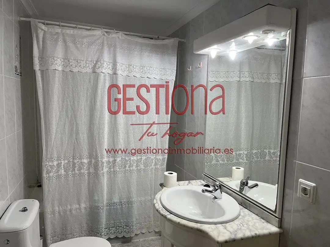 Baño de Casa o chalet en venta en Noja con Jardín privado, Terraza y Amueblado