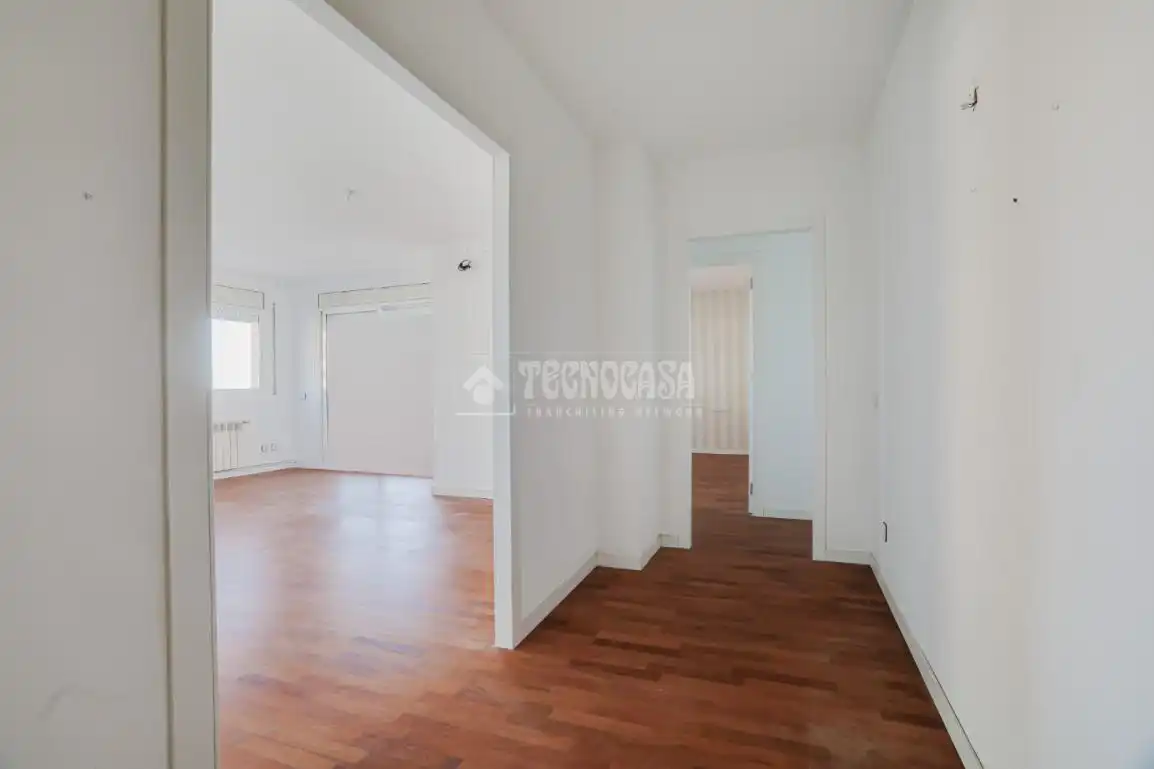Habitación de Piso en venta en Sant Boi de Llobregat con Calefacción, Parquet y Balcón