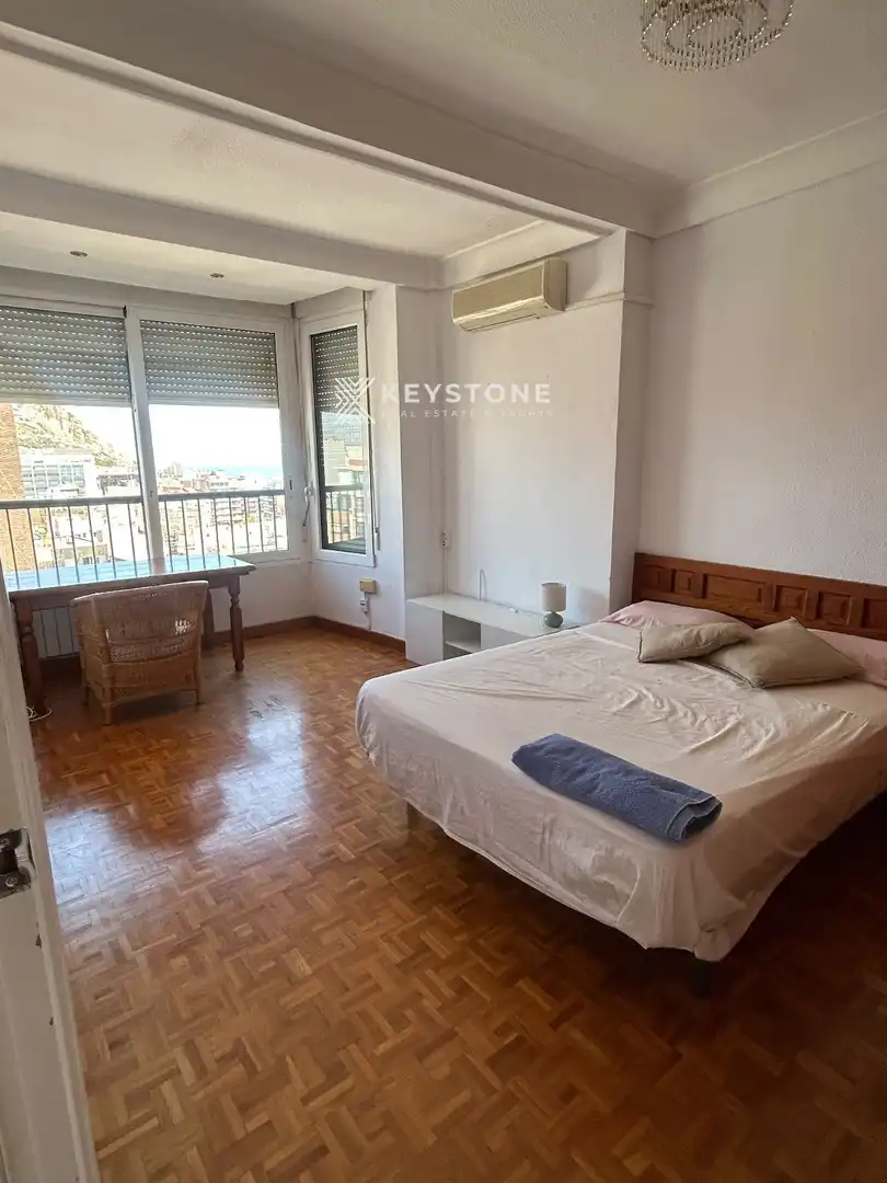 Schlafzimmer von Wohnung zur Miete in Alicante / Alacant mit Klimaanlage, Heizung und Terrasse