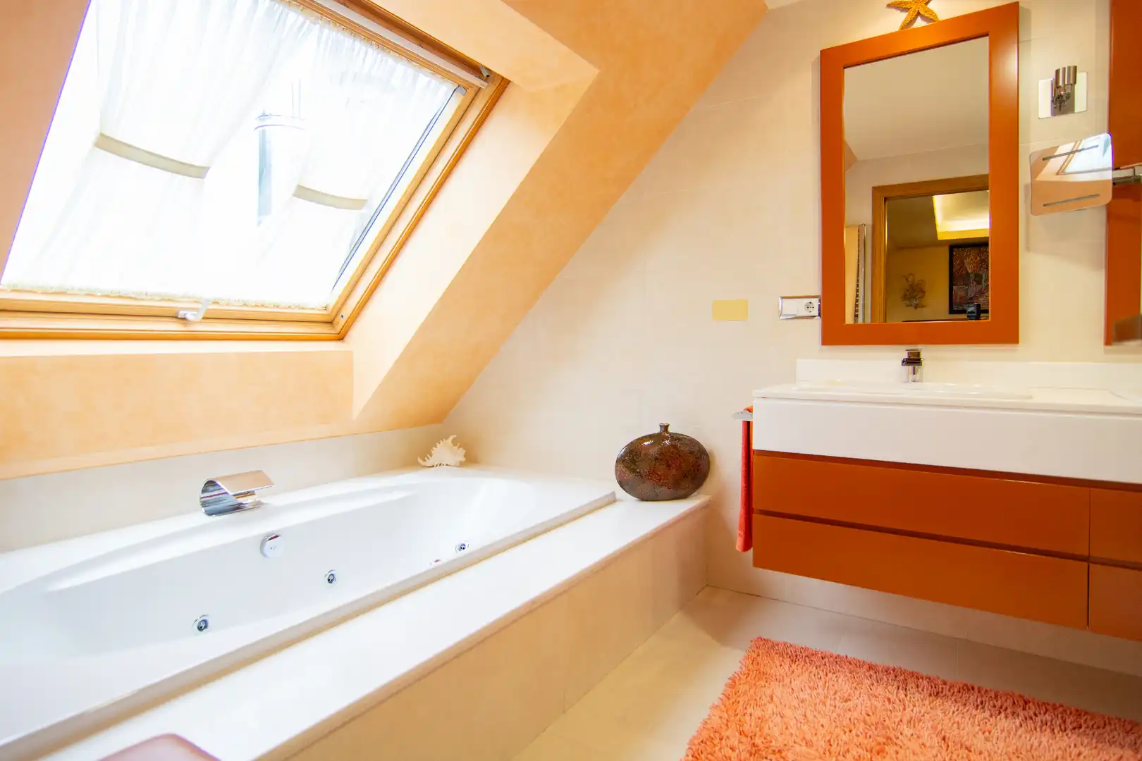 Baño de Dúplex en venta en Pontedeume con Calefacción, Parquet y Trastero