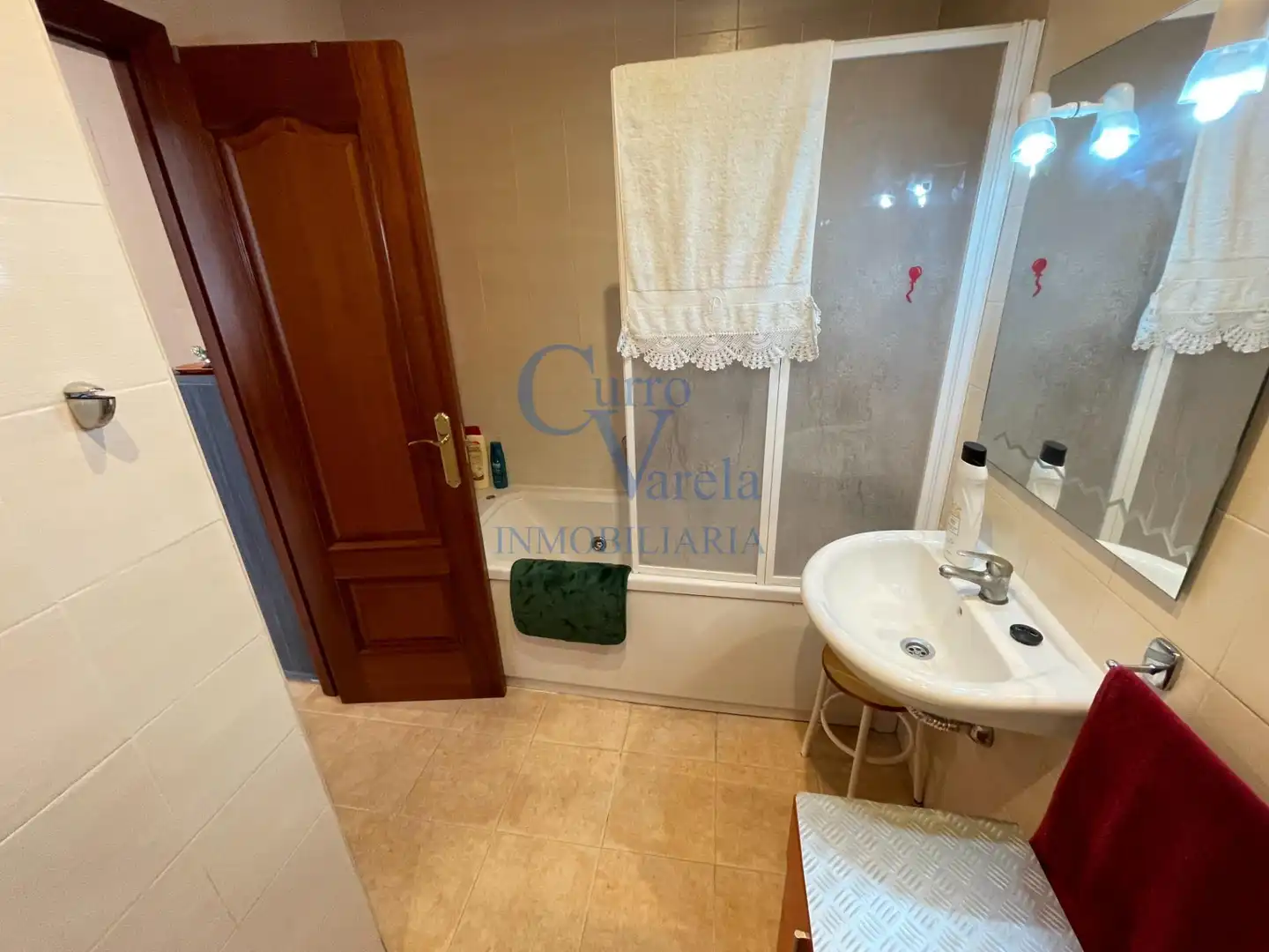 Bathroom of Flat for sale in Montellano  with Air Conditioner, Heating and Terrace
