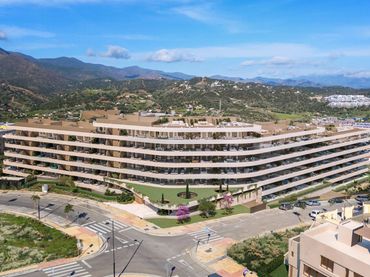 Apartamento con piscina en venta en Estepona Pueblo