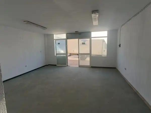 Industrial buildings for sale in REYES CATOLICOS, Núcleo urbano